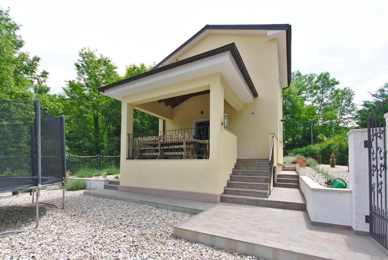 Holiday House With Pool Čavle Exteriör bild